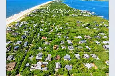 216 Broadway, Bay Shore, NY 11706 - Photo 23