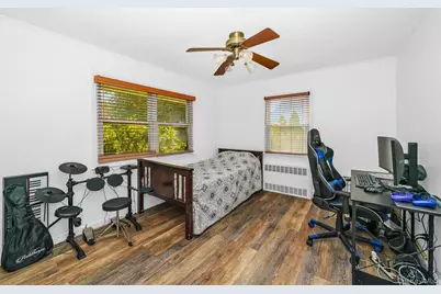 87 E Fenimore Street, Valley Stream, NY 11580 - Photo 15