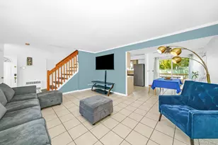 87 E Fenimore St, Valley Stream, NY 11580 - Photo 7