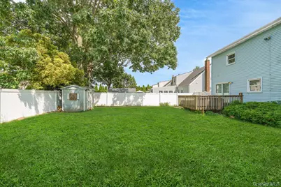 87 E Fenimore Street, Valley Stream, NY 11580 - Photo 29