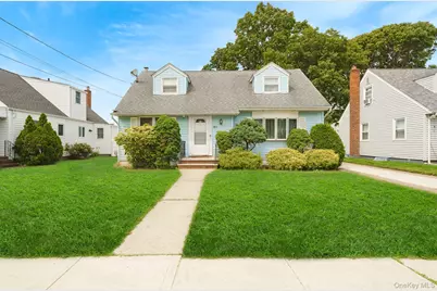 87 E Fenimore Street, Valley Stream, NY 11580 - Photo 1