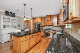 154 A Stony Hollow Rd, Greenlawn, NY 11740 - Photo 19