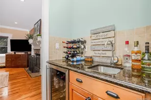 154 A Stony Hollow Rd, Greenlawn, NY 11740 - Photo 11