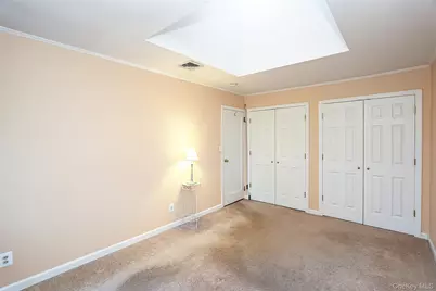 12 Ronan Road, Glen Cove, NY 11542 - Photo 19