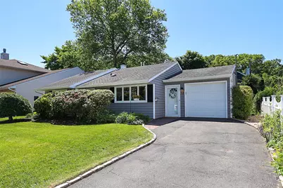 12 Ronan Road, Glen Cove, NY 11542 - Photo 1