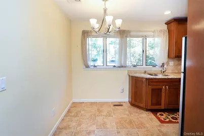 12 Ronan Road, Glen Cove, NY 11542 - Photo 11