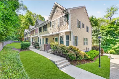 300 West Street #8, Mount Kisco, NY 10549 - Photo 1