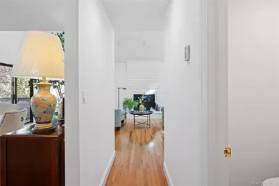 37 Blue Jay Way, East Hampton, NY 11937 - Photo 17