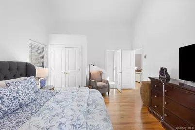 37 Blue Jay Way, East Hampton, NY 11937 - Photo 27