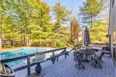 37 Blue Jay Way, East Hampton, NY 11937 - Photo 35