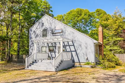 37 Blue Jay Way, East Hampton, NY 11937 - Photo 3