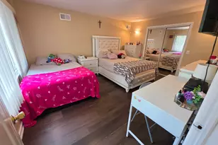 16 Kopf St, Brentwood, NY 11717 - Photo 9