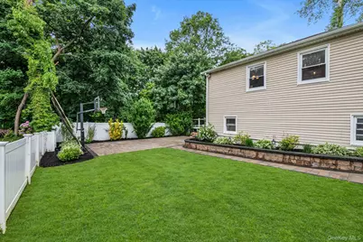 18 Pine Drive N, Roslyn, NY 11576 - Photo 21