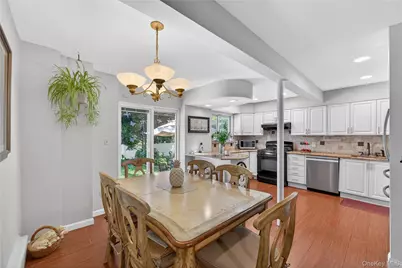 84 Wilson Boulevard, New Hyde Park, NY 11040 - Photo 7