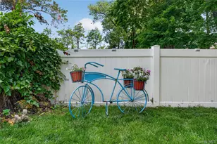 84 Wilson Blvd, New Hyde Park, NY 11040 - Photo 17