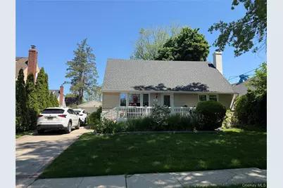 84 Wilson Boulevard, New Hyde Park, NY 11040 - Photo 1