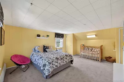 84 Wilson Boulevard, New Hyde Park, NY 11040 - Photo 23