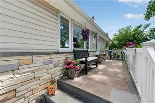 84 Wilson Blvd, New Hyde Park, NY 11040 - Photo 29