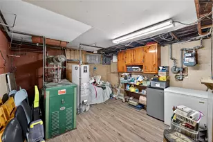84 Wilson Blvd, New Hyde Park, NY 11040 - Photo 27