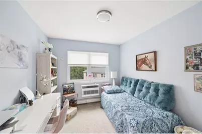408 Cambridge Court, Glen Cove, NY 11542 - Photo 13