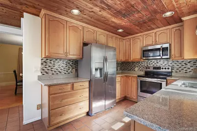 151 Columbus Avenue, Valhalla, NY 10595 - Photo 13