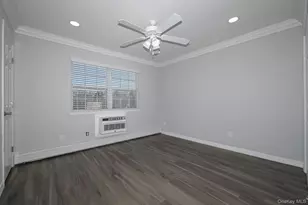 2 Victorian Ct, Holtsville, NY 11742 - Photo 5