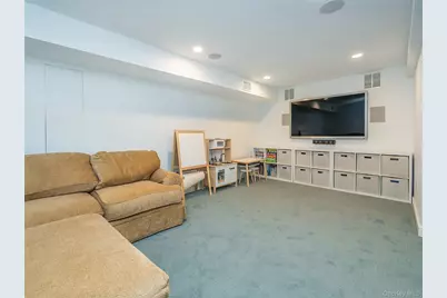 28 Monroe Street, Port Washington, NY 11050 - Photo 29