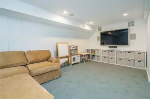 28 Monroe St, Port Washington, NY 11050 - Photo 29