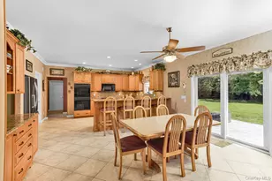 9 Redwood Ln, Miller Place, NY 11764 - Photo 7