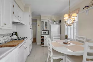 23-55 205th St, Bayside, NY 11360 - Photo 9