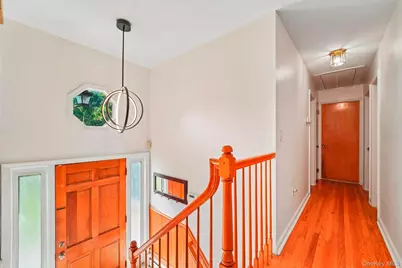 28 Park Hill Drive, New Windsor, NY 12553 - Photo 3