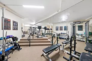 116-11 Curzon Rd, Kew Gardens, NY 11418 - Photo 23