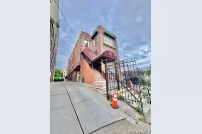 365 E 197th Street, Bronx, NY 10458 - Photo 11
