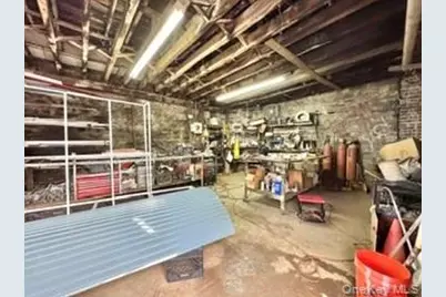365 E 197th Street, Bronx, NY 10458 - Photo 31