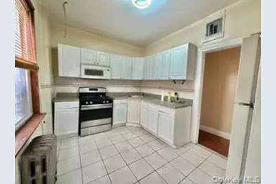 365 E 197th Street, Bronx, NY 10458 - Photo 27
