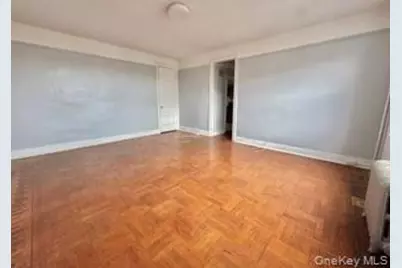365 E 197th Street, Bronx, NY 10458 - Photo 11