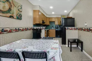 84-58 Little Neck Pkwy, Floral Park, NY 11001 - Photo 13