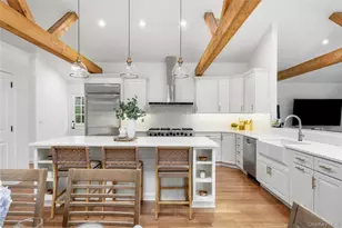 1545 Indian Neck Ln, Peconic, NY 11958 - Photo 9