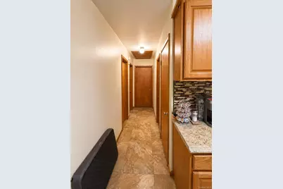 5 Harry Howard Avenue, Hudson, NY 12788 - Photo 7