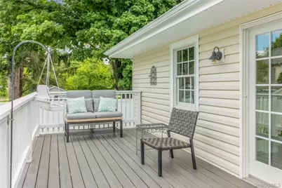 315 Wicks Road, New Suffolk, NY 11956 - Photo 19