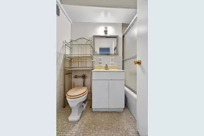 142-05 Roosevelt Avenue #7, Flushing, NY 11354 - Photo 15