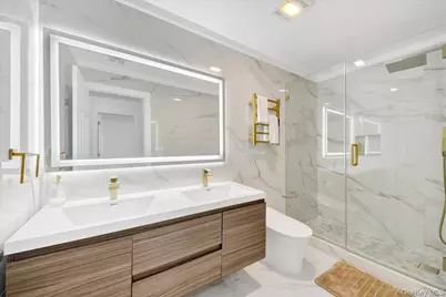 12 Drake Place, Yonkers, NY 10710 - Photo 17