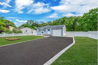 34 Stewart Street, Bay Shore, NY 11706 - Photo 7