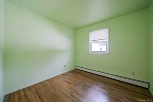 34 Stewart St, Bay Shore, NY 11706 - Photo 15