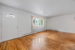 34 Stewart St, Bay Shore, NY 11706 - Photo 9