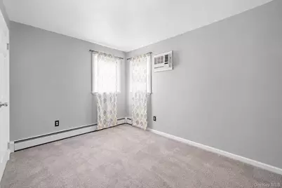 34 Stewart Street, Bay Shore, NY 11706 - Photo 19