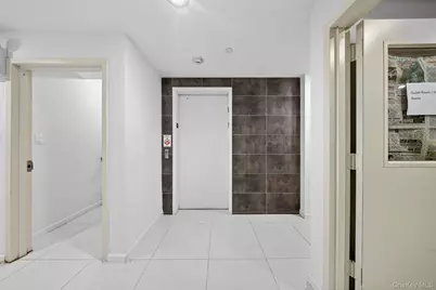 82-20 Britton Avenue, Elmhurst, NY 11373 - Photo 19