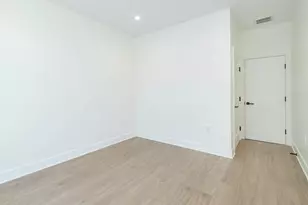 24 Lumber Rd, Roslyn, NY 11576 - Photo 11