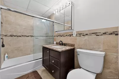 100 Clinton Avenue #3C, Mineola, NY 11501 - Photo 3
