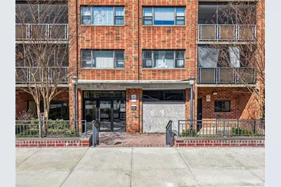 100 Clinton Avenue #3C, Mineola, NY 11501 - Photo 1